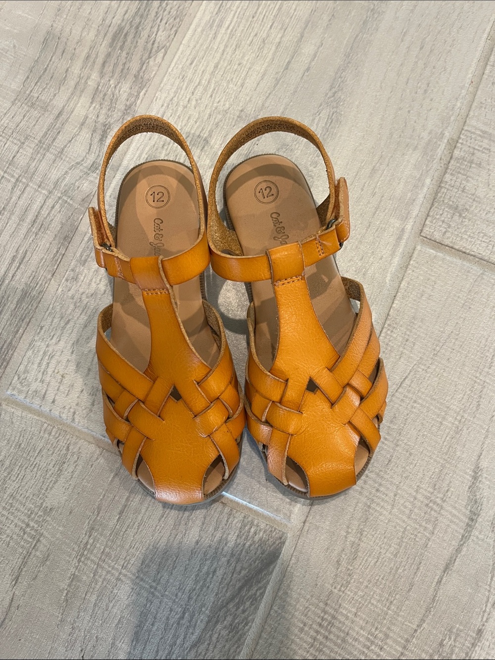 Cat & Jack Girls Woven Leather Sandals in Tan